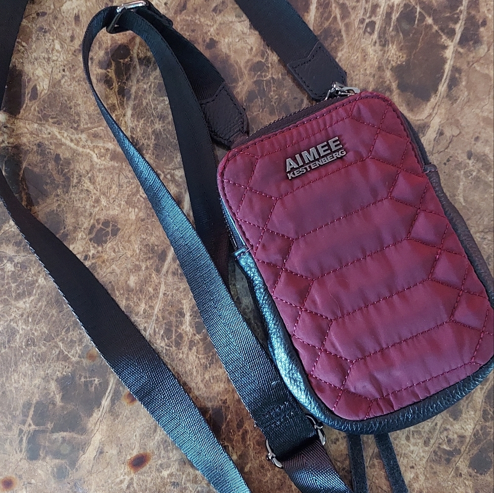 Crossbody phone case